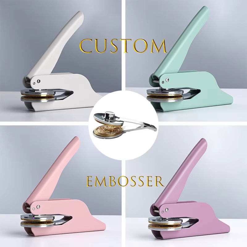 Personalisierter Embosser-Stempel mit individuellem Text oder Logo in Gold und Multicolor für DIY-Projekte, Hochzeit und Dekoration - Bild 3