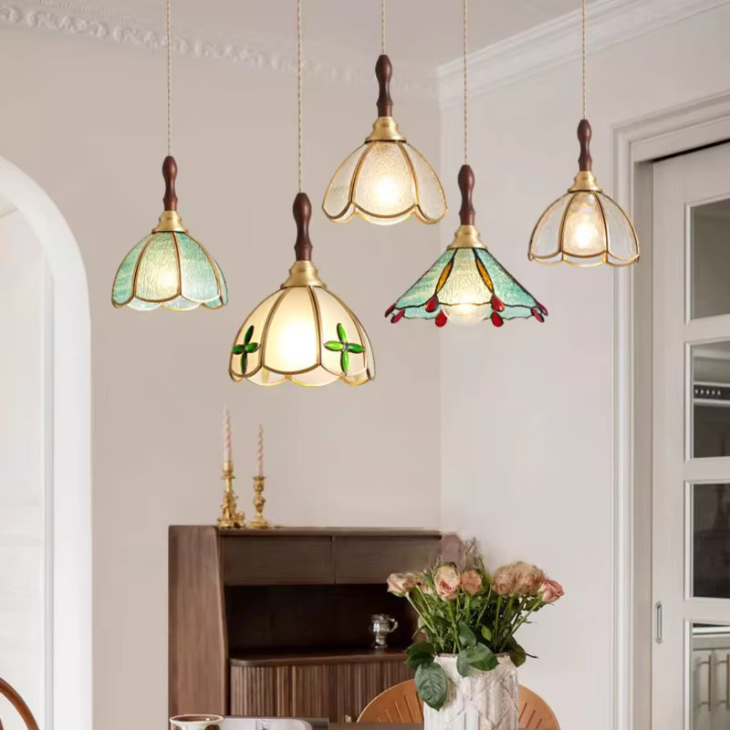 ONEYLTT Retro Nachttischlampe aus farbigem Glas und Kupfer für Schlafzimmer und Esszimmer - Bild 2