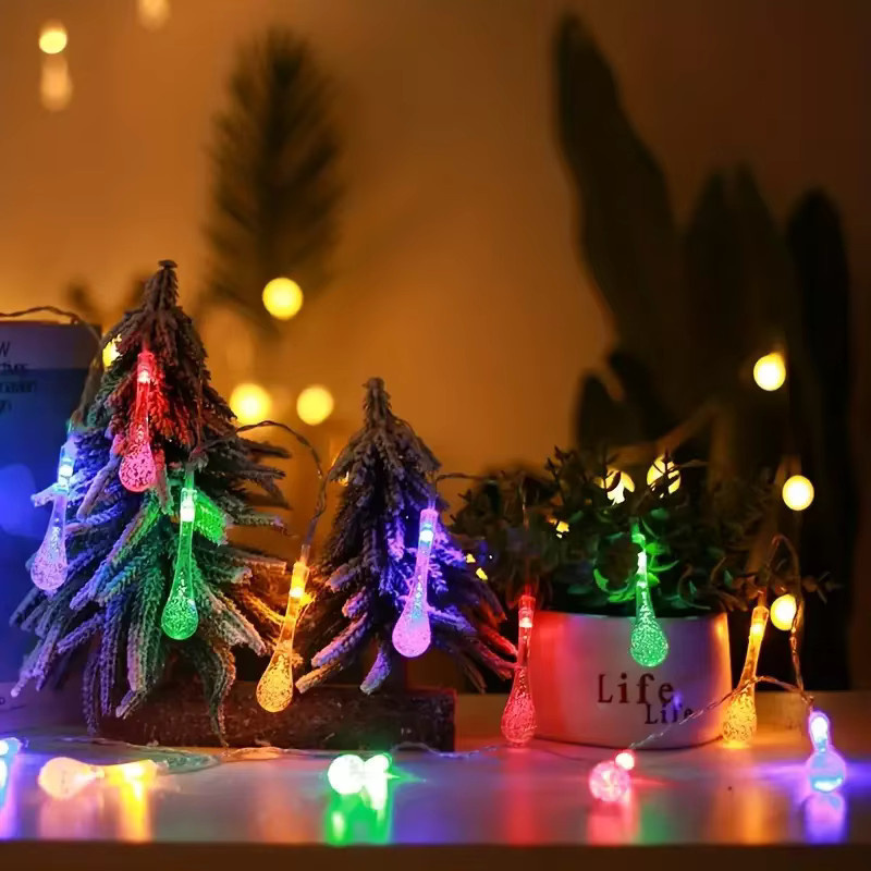 LED Wassertropfen Lichterkette mit USB-Anschluss in Warmweiß und Multicolour für Weihnachts- und Partydekoration - Bild 3