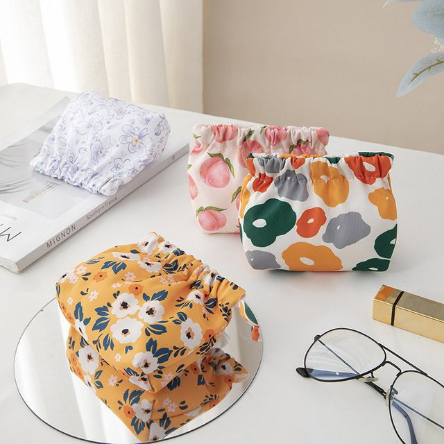Kosmetiktasche aus Oxford-Stoff mit Blumenmuster, elastischer selbstschließender Beutel als Organizer für Make-up, Lippenstift und Schmuck, Mehrfarbig - Bild 1