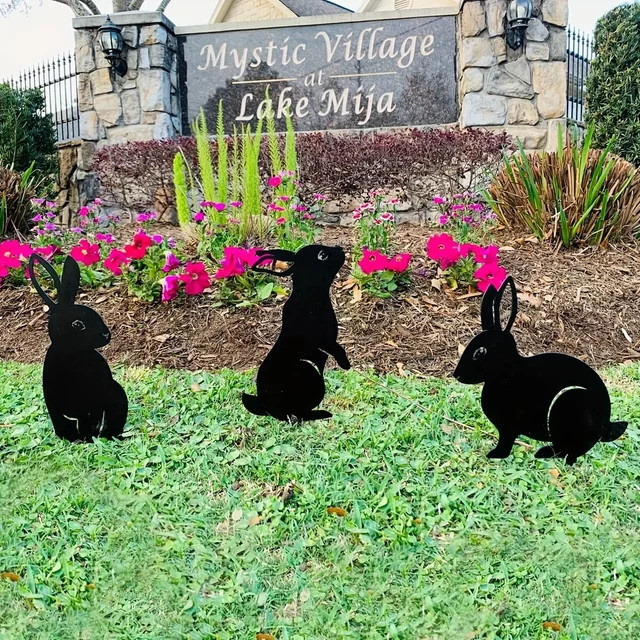 Cifbuy Kaninchen und Eichhörnchen Figuren aus Schmiedeeisen in Schwarz als realistische Metall-Skulpturen für Garten und Terrasse - Bild 1