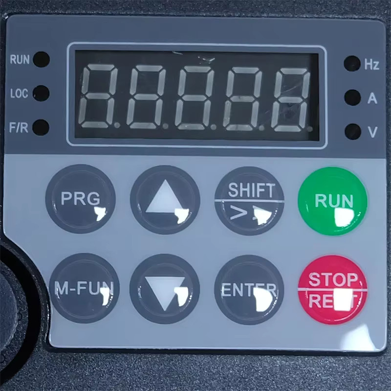 LANDRIVE VFD Vektor-Frequenzumrichter Wechselrichter zur Motordrehzahlregelung in Schwarz (0,75 bis 5,5 kW) - Bild 3