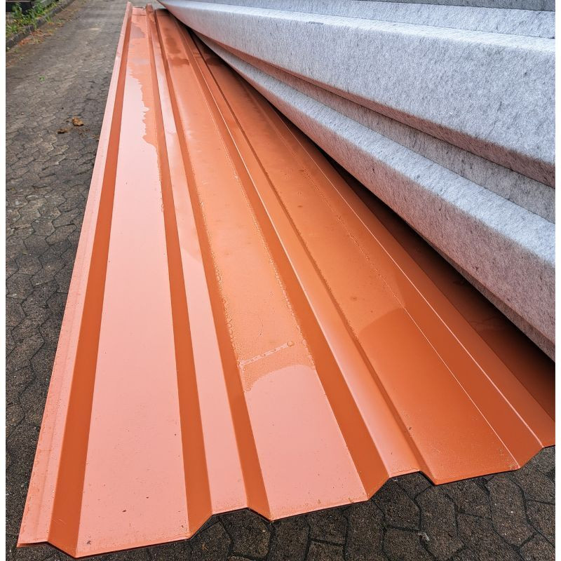 Trapezblech 35/207 Dach mit Anti-Tropf-Funktion von Friedrich von Lien AG in Kupferbraun RAL 8004, 3 Stück à 5,85 m Länge, schallabsorbierend und pulverbeschichtet - Bild 1