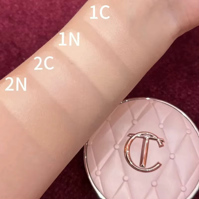 Charlotte Tilbury Concealer Cushion, Aufhellendes Make-up - Bild 2