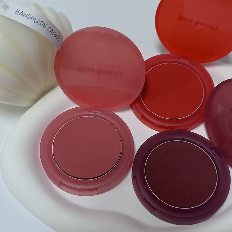Rare Beauty Soft Pinch Matte Bouncy Cushiony Cream-to-Powder Rouge, Matt - Bild 3
