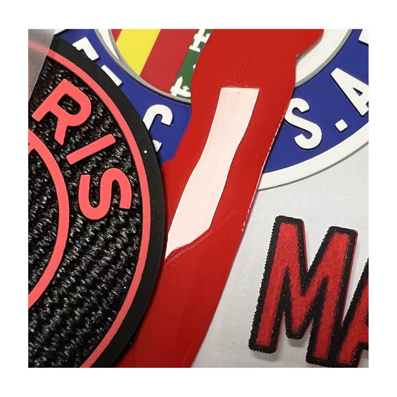 Individuelle PVC-Aufnäher mit deinem Logo als Gummi-Patches und Silikon-Patches zum Aufbügeln auf Kleidung - Bild 3