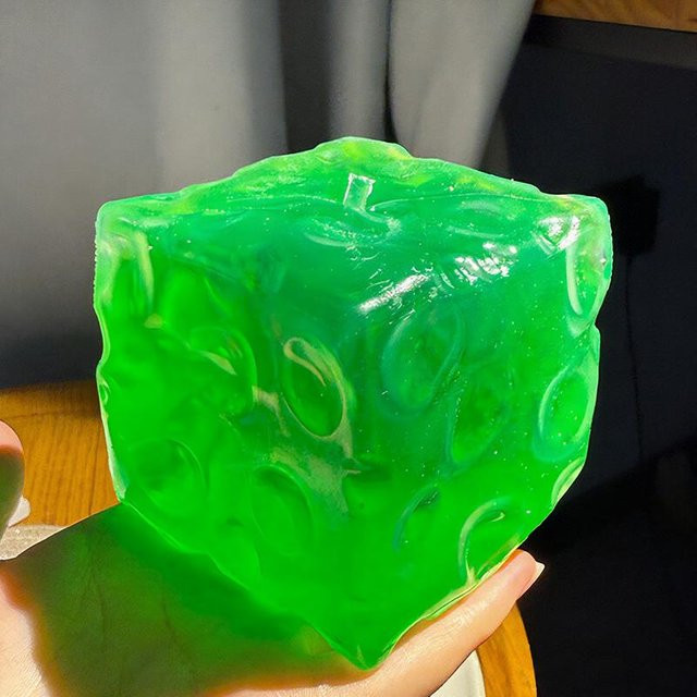 Binchi Outdoor Equipment Bunter Vaseline-Käse Squishy Stressball, Langsamer Rückprall, Sensorisches Fidget Spielzeug - Bild 1