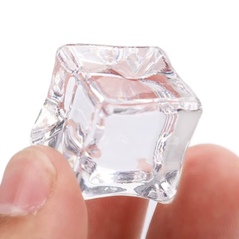 5 Stück transparente quadratische künstliche Eiswürfel aus Acryl von JETTING als Party-Dekoration und Fotografie-Requisiten - Bild 2