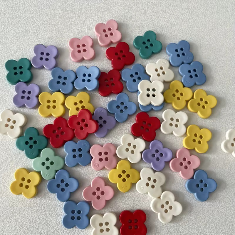 50 Stück Cartoon-Blumenknöpfe aus Harz in gemischten Farben für DIY-Bastelprojekte und zum Nähen, Durchmesser: 15 mm - Bild 2