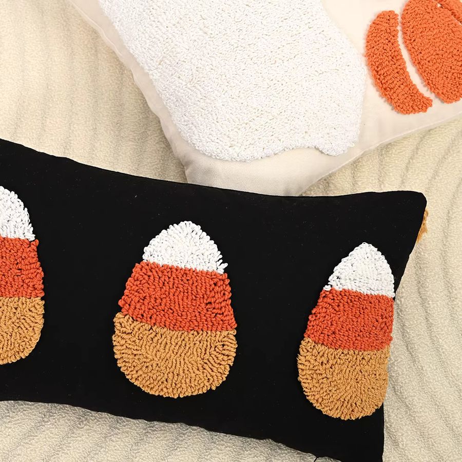 BUYNOW Halloween Kissenbezug aus Samt mit dreidimensionalem Geistenei Design in Schwarz für dein Wohnzimmer oder Sofa - Bild 5