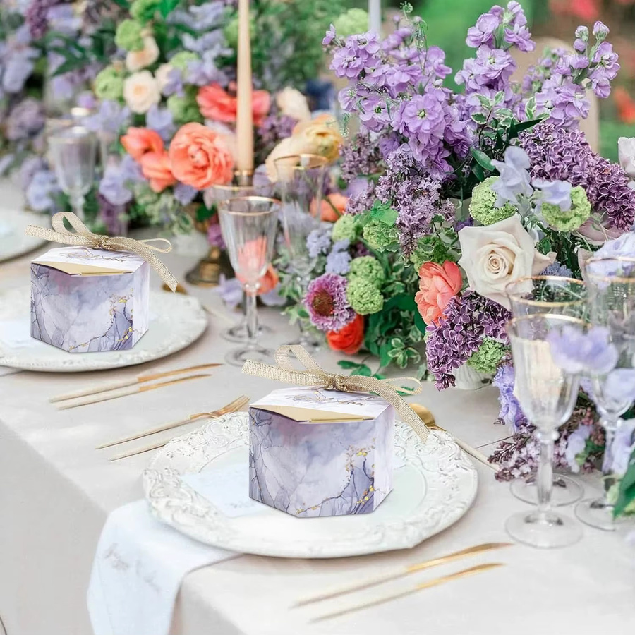 50 Stück Kleine Party-Geschenkboxen für Hochzeiten und Dankeschön-Anlässe in Marmor-Optik mit Gold-Schleifenband, Farben: Weiß, Gold und Lila - Bild 2