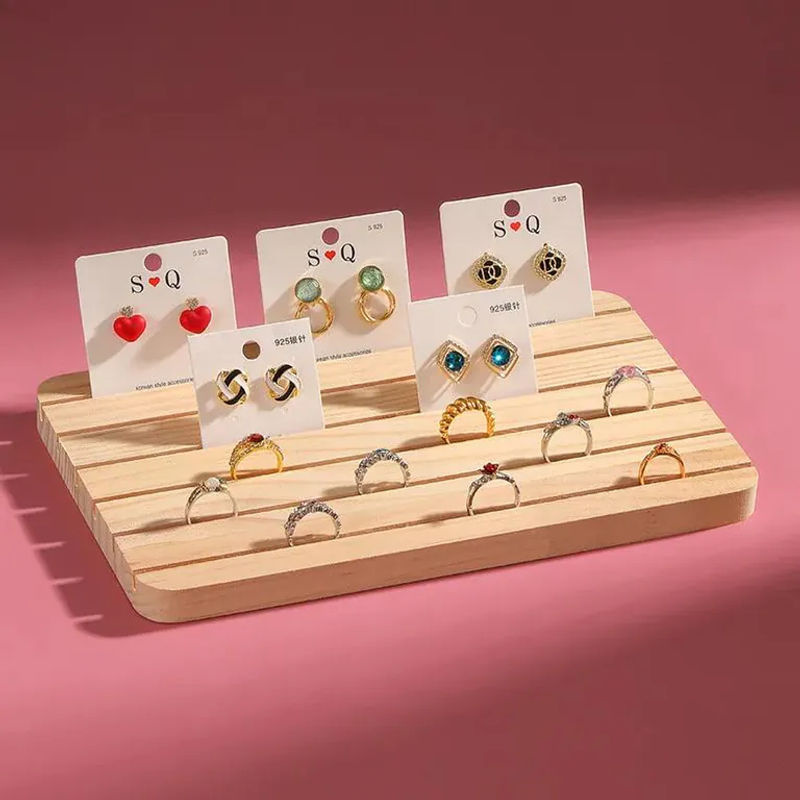 SZwatch Schmuckdisplay aus Massivholz für Ringe, Halsketten und Ohrringe in Braun und Beige - Bild 3