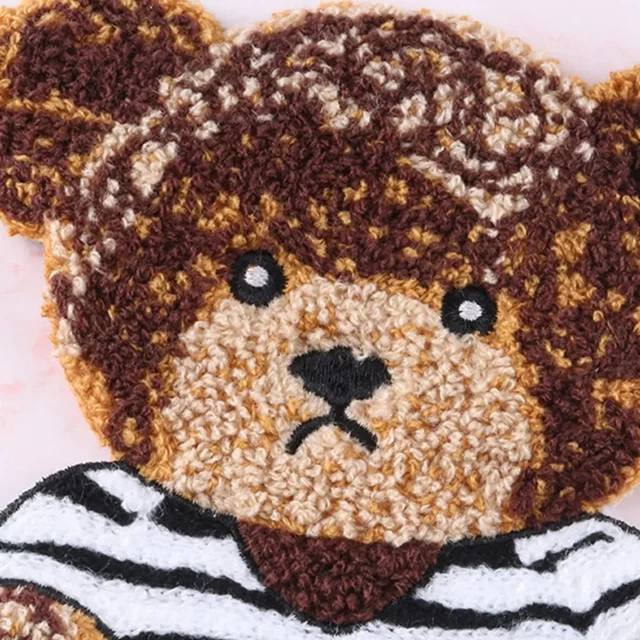 Nette Bär Stickerei Patches als Kleidung Zubehör für Jacken zum Aufnähen in Braun - Bild 1