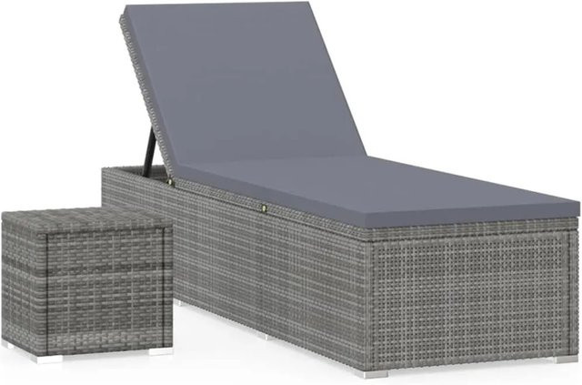 vidaXL Sonnenliege aus Poly Rattan mit Auflage und Teetisch in Grau und dunkelgrauen Kissen - Bild 1