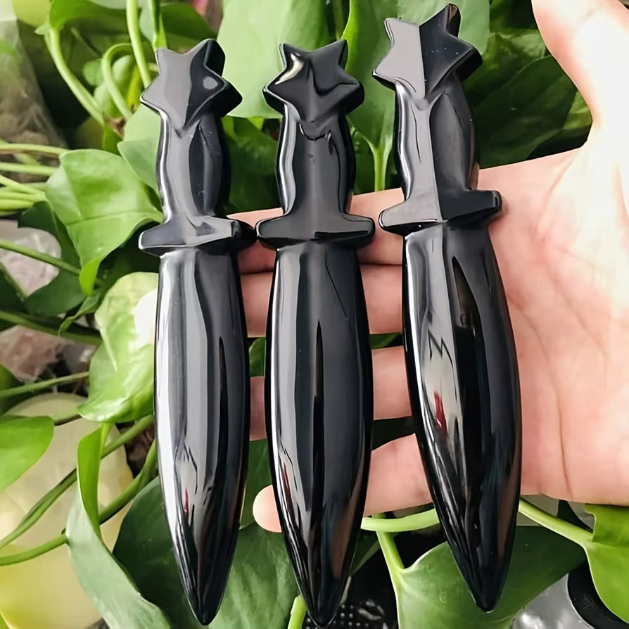 Obsidian-Mondschwert-Schnitzerei aus Stein von CrystalHola in Schwarz - Bild 4