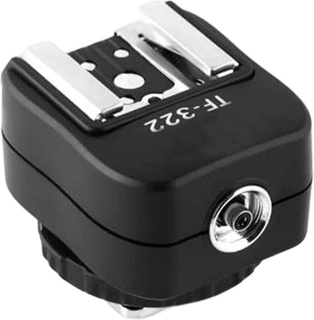 AT33 TF-322 Blitzschuhadapter für Nikon-Kameras zur Konvertierung auf Canon Speedlite, Einkontakt-Blitzauslöser-Adapter in Schwarz - Bild 1