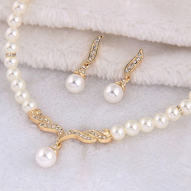 Schmuck-Set Halskette, Ohrringe, Messing, Gold, Perle, Damen - Bild 1