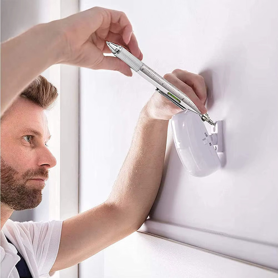 Multifunktionaler Kugelschreiber mit Bildschirm-Stylus, Schraubendreher, Lineal und Nivelliergerät in Rot aus Metall - Bild 3