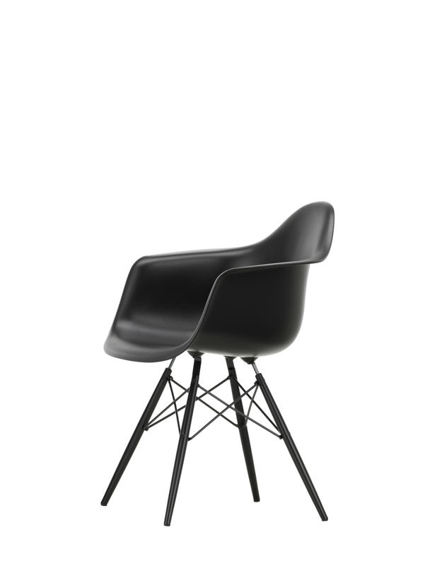 Vitra DAW Eames Plastic Armchair mit Armlehnen in Schwarz und Ahornholzbeinen - Bild 2