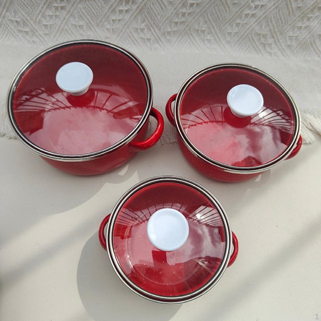 Closet of Beauty 3-teiliges Emaille-Mini-Topf-Set in Rot - Bild 1