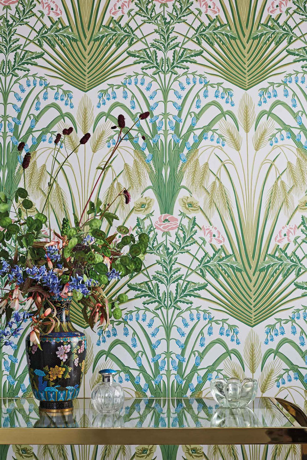 Cole & Son Tapete Bluebell in Grün und Gold mit floralem Art Nouveau Design und botanischem Muster als Non-Woven Rolle - Bild 1