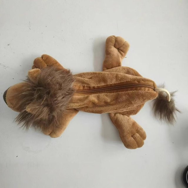 Multifunktionales Plüsch-Federmäppchen in Tierform von Joyful toys, braun, Breite: 30 cm - Bild 1