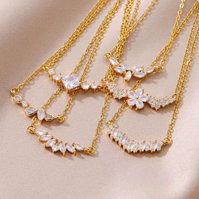 ETCAVCE Halskette, Blume Anhänger, Edelstahl, Gold, Zirkonia, Damen - Bild 1