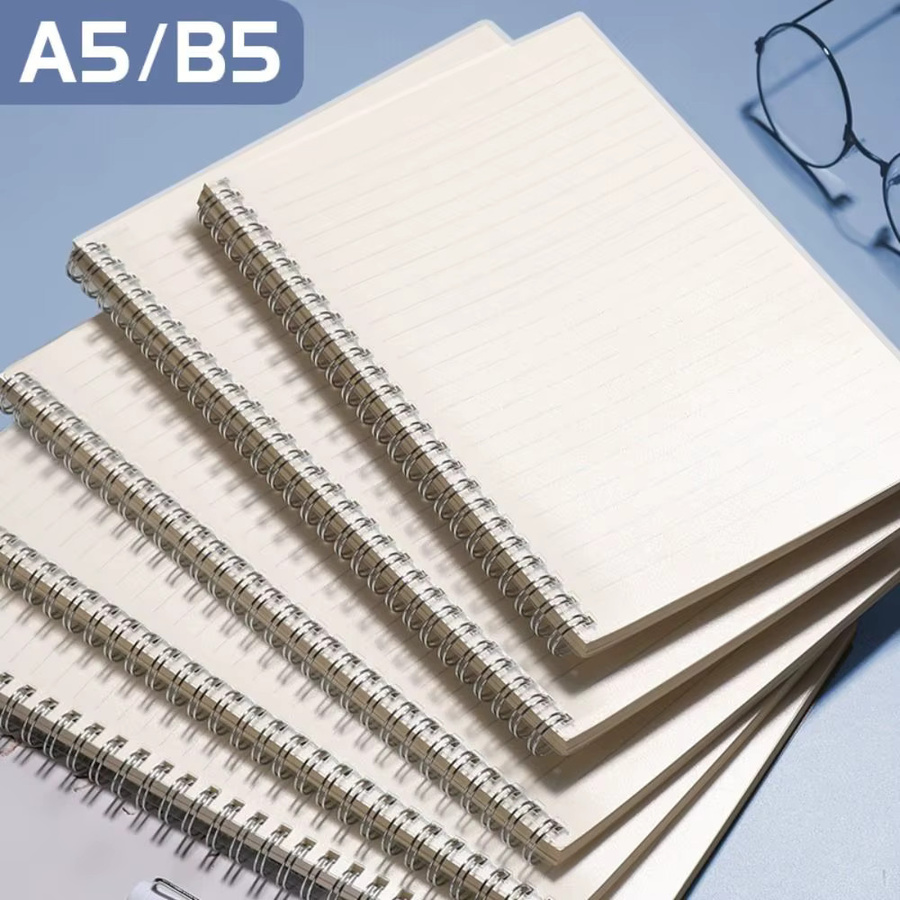 Verstärktes Spiralnotizbuch A5 in Weiß mit 80 Blatt linierten Seiten für Schule und Büro - Bild 3