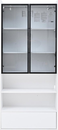 Moderner Vitrine-Hochschrank in Weiß mit Glastüren, integrierter LED-Beleuchtung und Ablagen, B/T/H: 80 x 34 x 180 cm