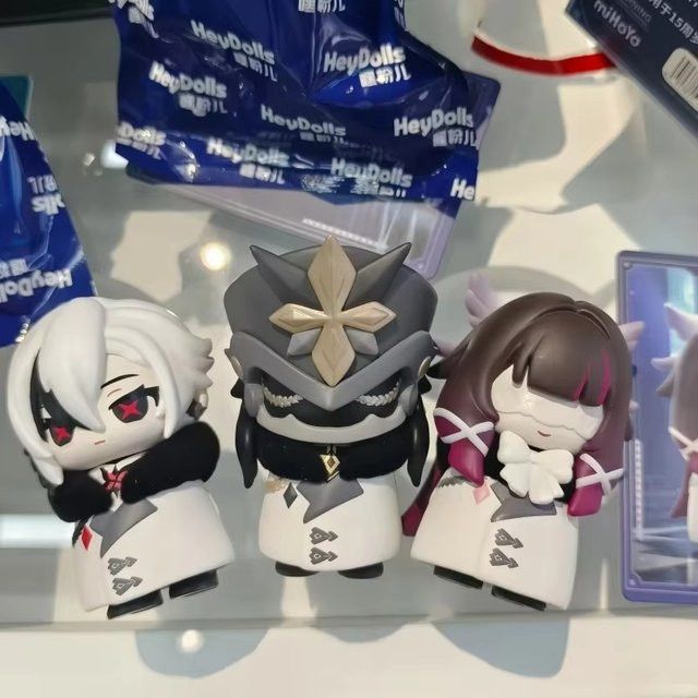 Bandai Genshin Impact Fatui Harbinger Serie Blind Box Q Version Modell Dekoration Multicolor - Bild 1