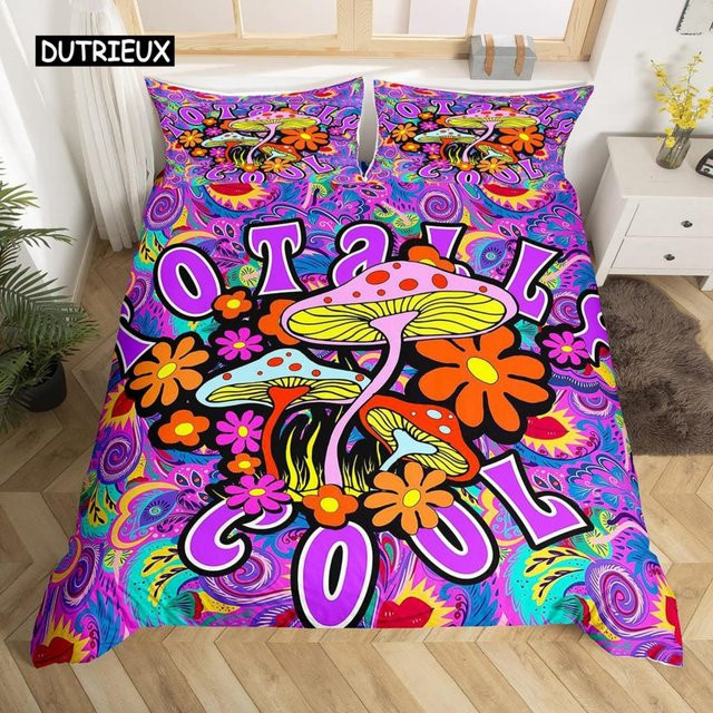 Bettwäsche Set mit Pilz- und Schneckenprint in Burgunderrot von Binchi Outdoor Product, weiches Mikrofaser-Bettbezug Set für Kinder, B/H: 135 x 200 cm - Bild 1