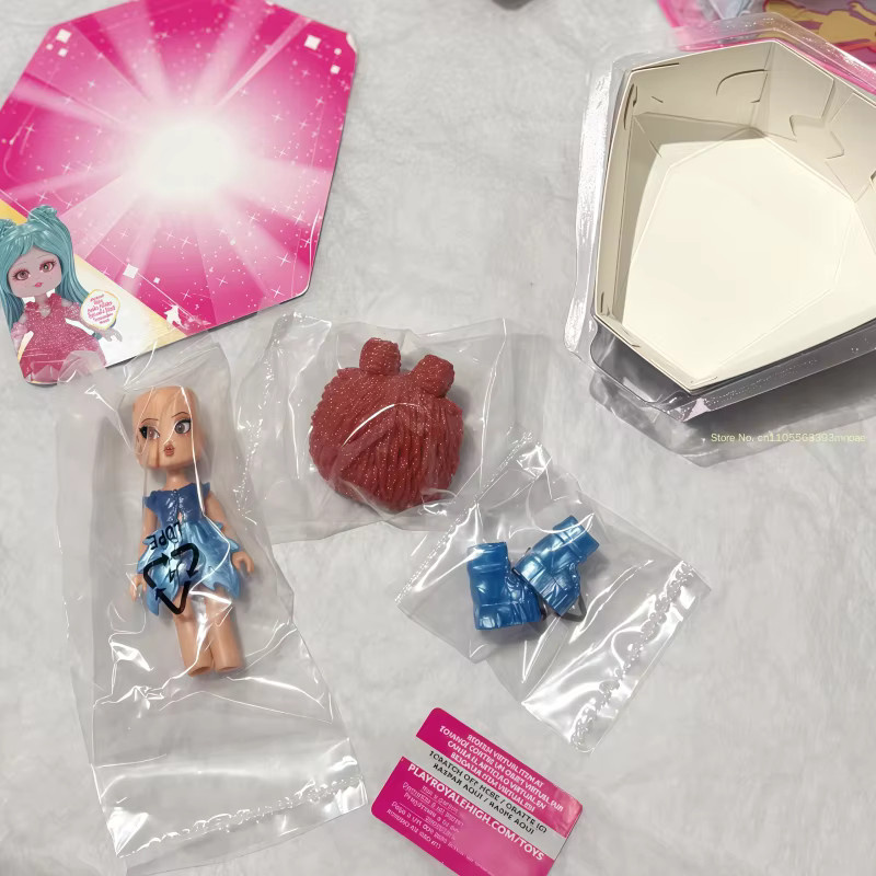 Bandai Royale High Mysterious Friend Girl Heart Magic Series, Mini-Puppe, ab 3 Jahren - Bild 2