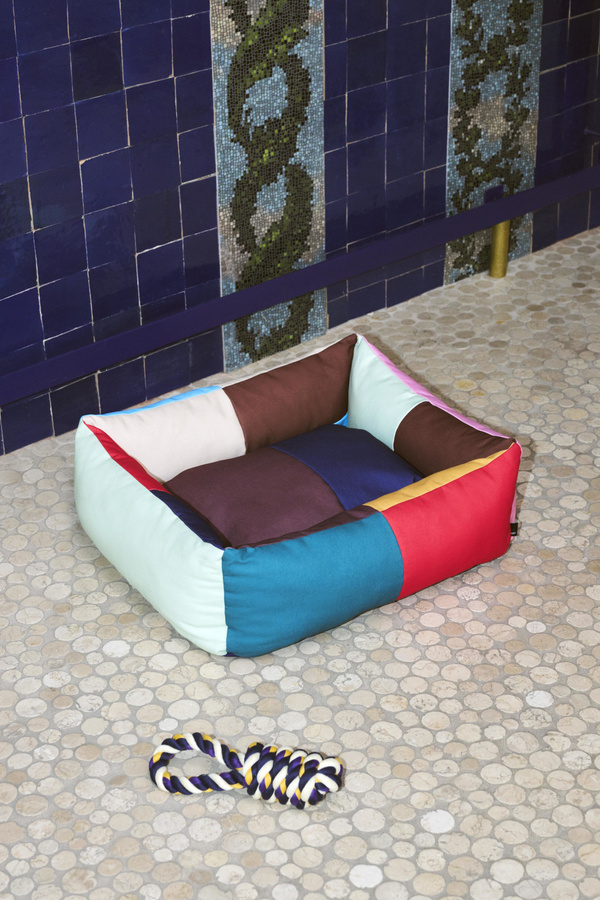 HAY Dogs Hundebett S in Multicolour im Patch-Look mit erhöhter Kante - Bild 2