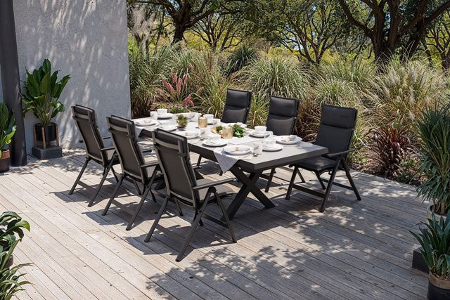 OUTFLEXX Serro Garten-Essgruppe aus Aluminium und Steinimitat in Anthrazit mit 6 Klappstühlen und Auflagen, ausziehbar, B/T: 200 bis 260 x 100 cm - Bild 1