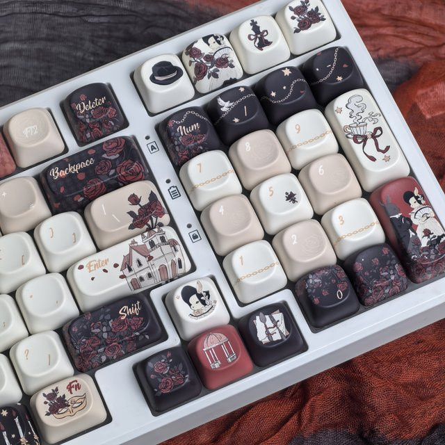MAIMOOO Gothic Rose Keycaps MOA Cherry Profile PBT Thermosublimation Retro Tastaturkappen in Rot Schwarz Multicolour für mechanische Tastaturen - Bild 1