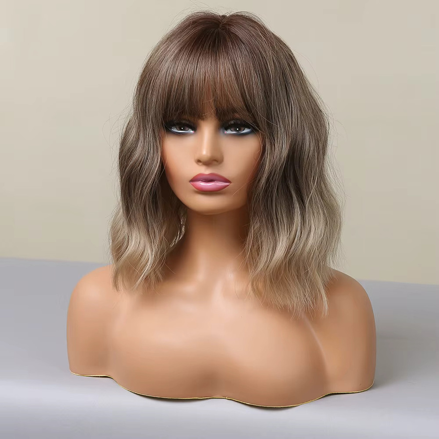 EASIHAIR Perücke, kurzer gewellter Bob mit Pony, Ombre braun-blonde Synthetik, Damen - Bild 2