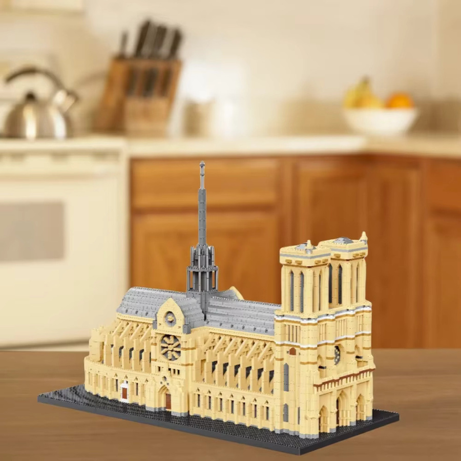 Knew Built Paris Notre-Dame Historic Micro Mini Blocks, Modellbausatz, 7300 Teile - Bild 2