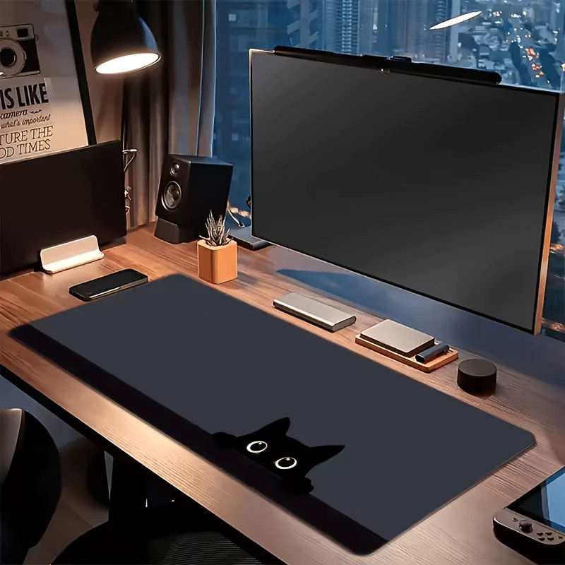 Schwarzes Mauspad mit Katzen-Design, rutschfeste Schreibtischunterlage aus Polyester mit genähten Kanten für Gaming und Büro - Bild 4