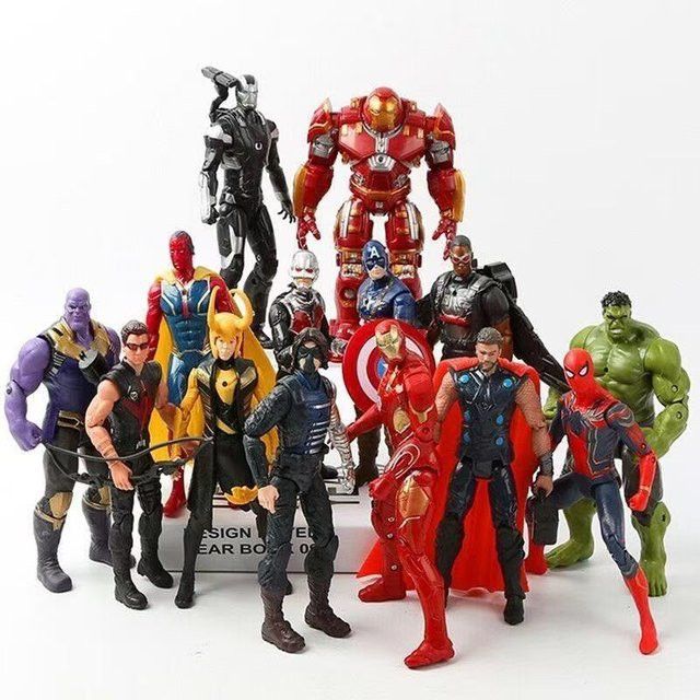 Bandai Avengers Dekorationsmodell für den Schreibtisch mit Iron Man, Spider-Man und Hulk in Multicolor - Bild 1