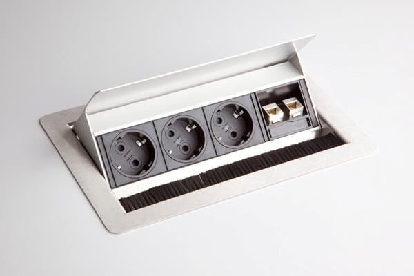 Steckdosenleiste BIGBOXX aus Edelstahl in Silber mit 3 Steckdosen und 2 RJ45 Anschlüssen - Bild 1