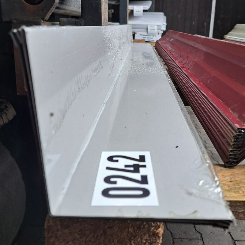 Winkelblech aus Aluminium von Friedrich von Lien AG in Weißaluminium RAL 9006, Länge: 2,00 m - Bild 1