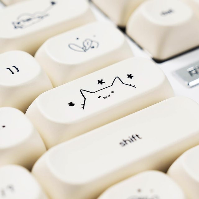 Venit Keys MOA Tastenkappen für mechanische Tastaturen, 124 Tasten, PBT-Material mit farbstoffsublimiertem Welpen-Design in Milchweiß - Bild 1
