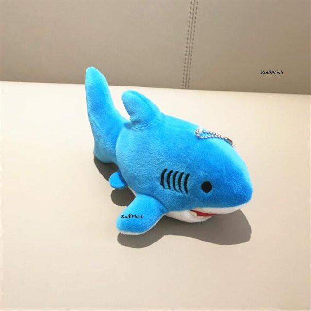 Haifisch Puppe, Plüschtier Schlüsselanhänger, 7cm und 18cm, ab 3 Jahren - Bild 1