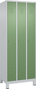 C+P Spind Classic PLUS Garderobenschrank mit 3 Abteilen, Stahlkonstruktion, Zylinderschloss und 3 Garderobenhaken, Höhe: 195 cm, Breite: 75 cm, Tiefe: 50 cm - Bild 1