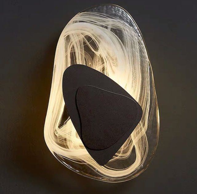 Claeted LED Wandlampe in Gold/Schwarz für Schlafzimmer und Wohnzimmer als moderne Dekoration - Bild 1