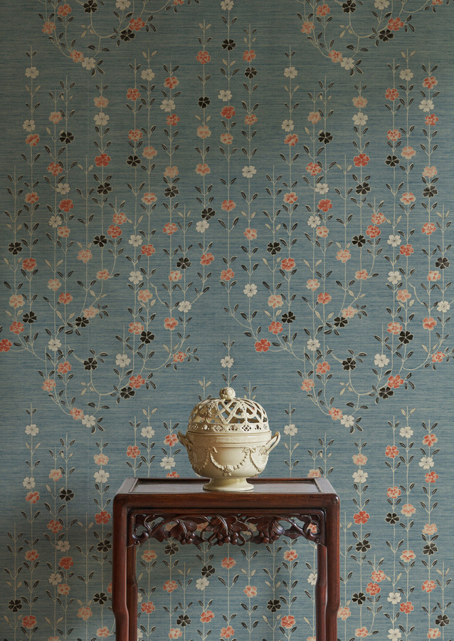 Lewis & Wood Tapete Blossom Coral Sea in Blau mit floralem Botanical-Design - Bild 1
