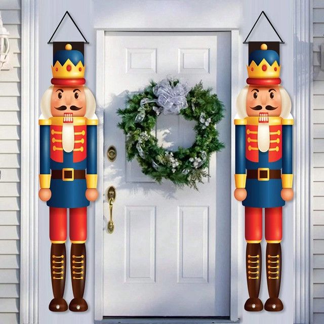 VIKAMA Weihnachts Nussknacker Soldat als hängende Türdekoration in Multicolor - Bild 1
