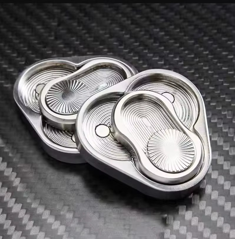 Meade Magnetische Push Karten Dreieck Fingertip Spinner, 3-teiliges Set - Bild 4