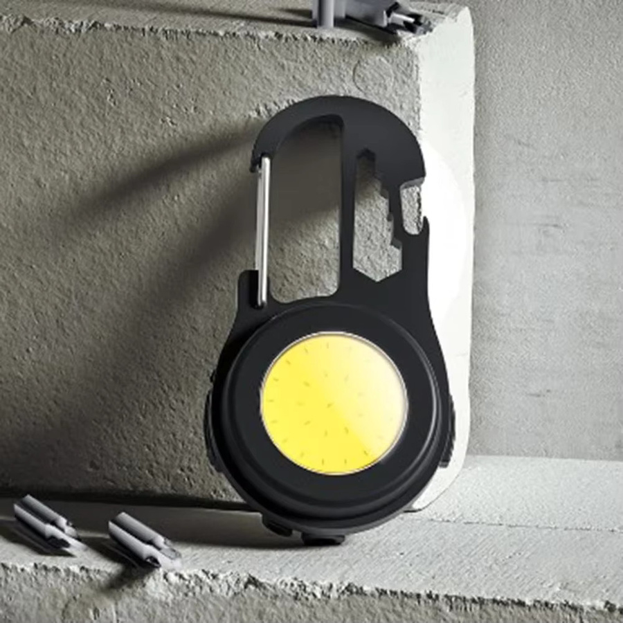 Heinast Mini-LED-Schlüsselanhänger-Taschenlampe in Schwarz mit wiederaufladbarem 500 mAh Akku und USB-C Anschluss - Bild 5