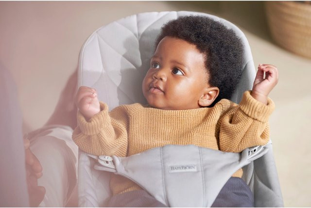 BabyBjörn Babywippe Bliss gewebt in Grau - Bild 1